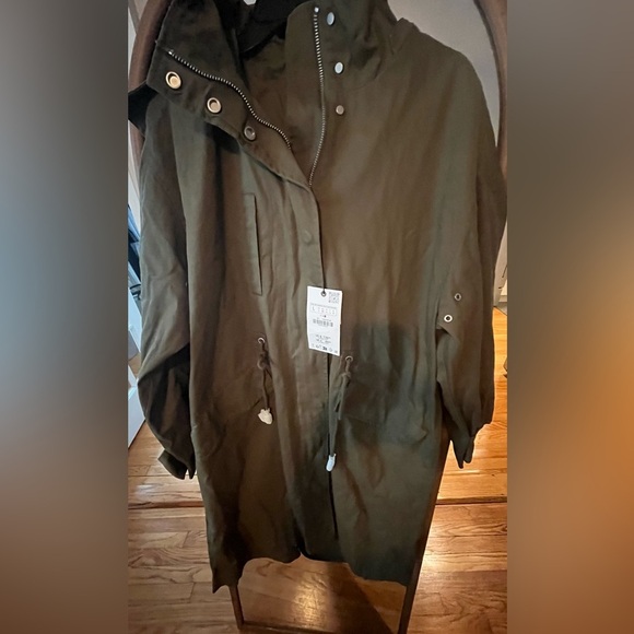 NWT ZARA TREND Hooded Parka Coat SIZE L
PRICE FIRM - Picture 7 of 14